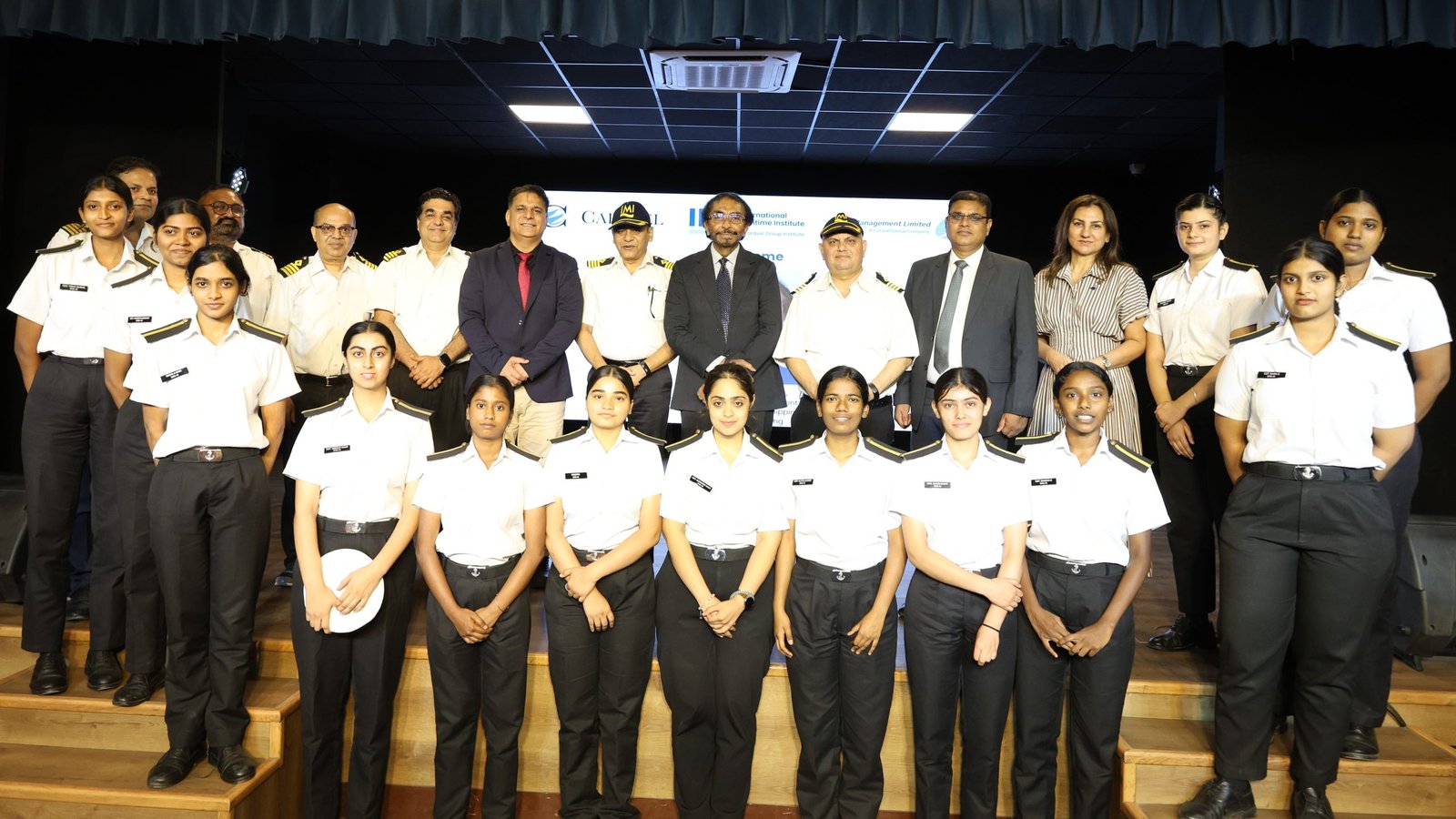 Former Secretary to the Government of India, Mr. Deepak Shetty, Visits IMI Greater Noida